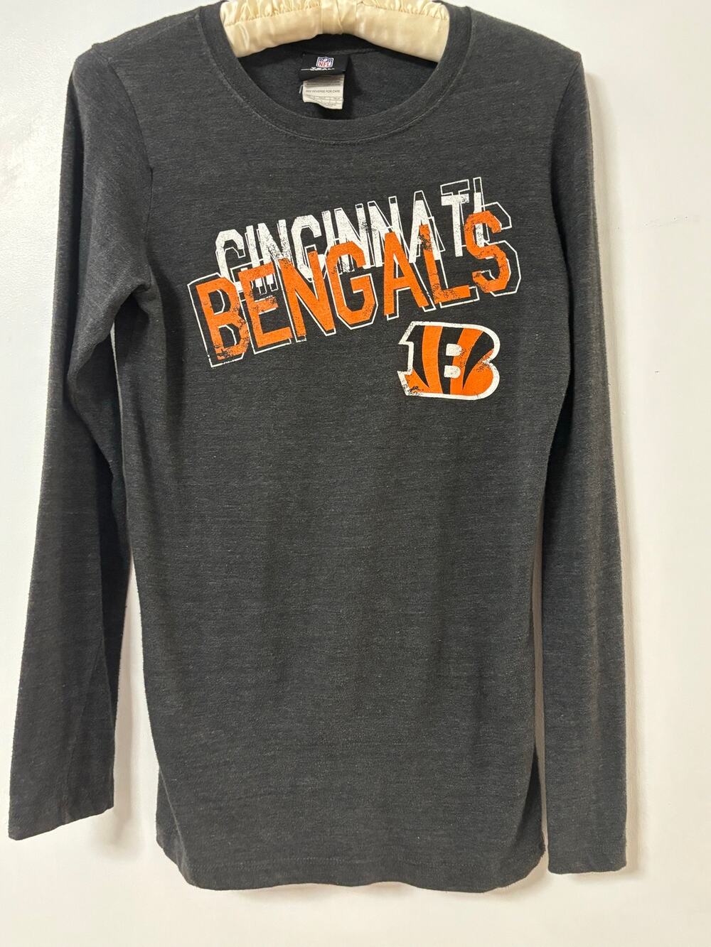 NFL Team Apparel Cincinnati Bengals Long Sleeve T Shirt Womens Lg Charcoal Grey